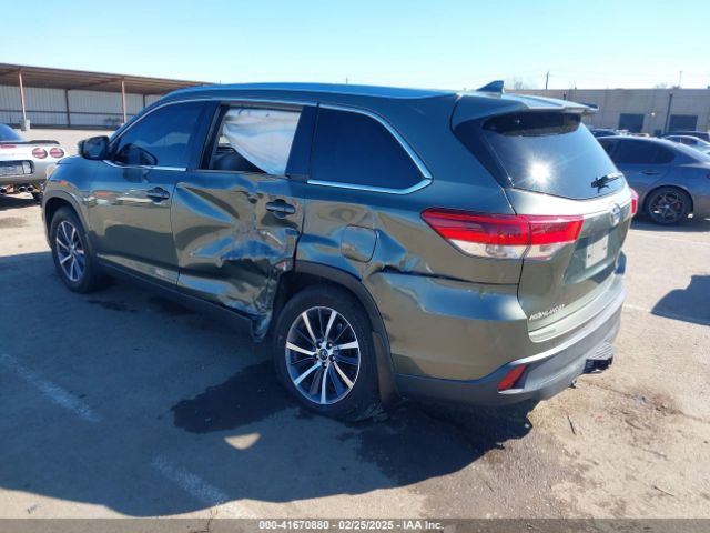 5TDJZRFH3JS834516 Toyota Highlander Xle