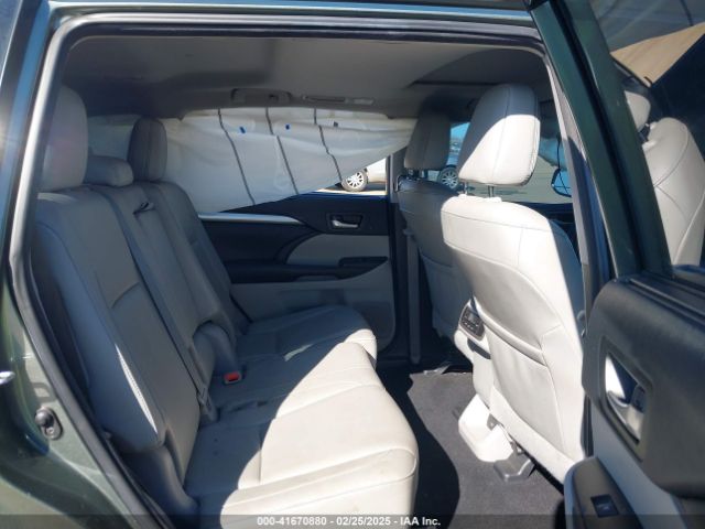 5TDJZRFH3JS834516 Toyota Highlander Xle