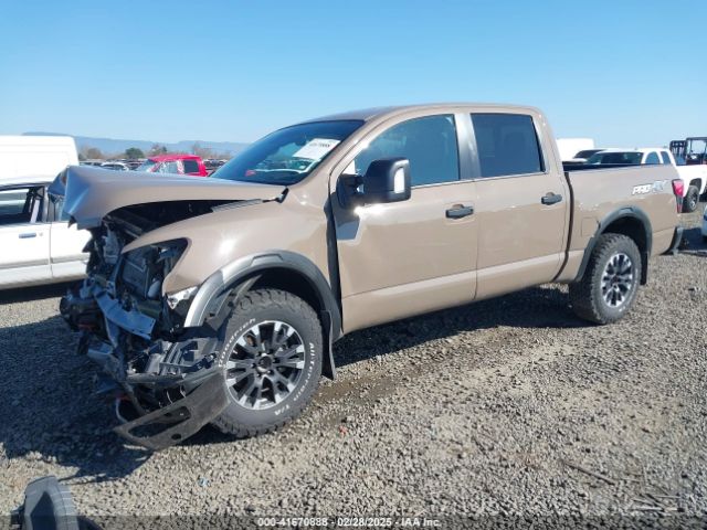 1N6AA1ED4NN101018 Nissan Titan Pro-4x 4x4