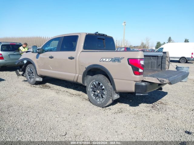 1N6AA1ED4NN101018 Nissan Titan Pro-4x 4x4