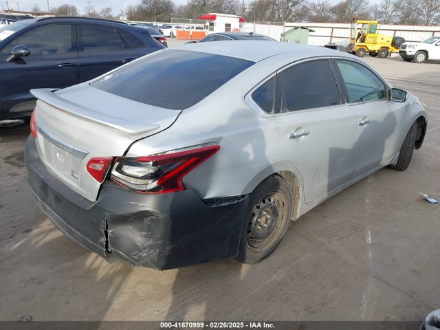 1N4AL3AP6HC123908 Nissan Altima 2.5 S