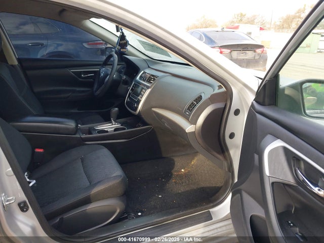 1N4AL3AP6HC123908 Nissan Altima 2.5 S