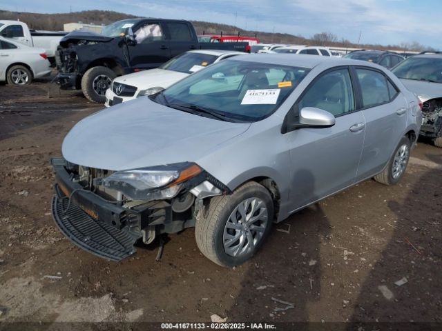5YFBURHE1HP569104 Toyota COROLLA LE