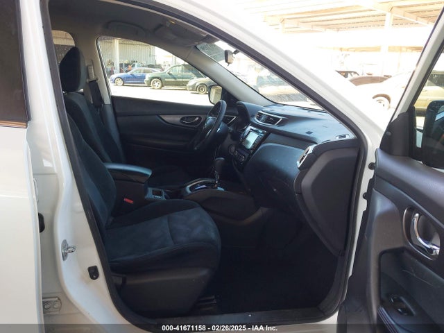 5N1AT2MM5GC883358 Nissan ROGUE SV