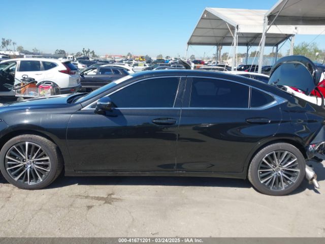 58ADA1C15RU047172 Lexus ES 300H