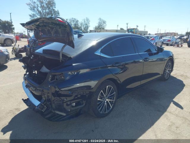58ADA1C15RU047172 Lexus ES 300H
