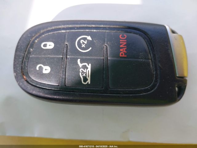 1C4PJMDX7KD216689 Jeep Cherokee Limited 4x4