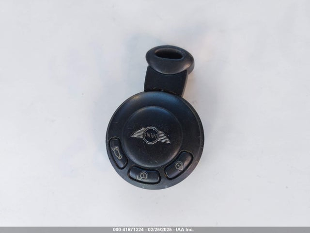 2011 MINI COOPER S WMWSV3C51BTY12540 Photo 10