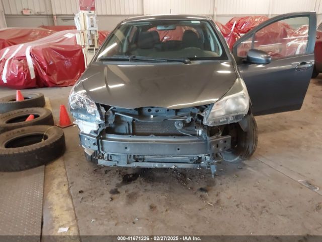 VNKKTUD36FA049550 Toyota YARIS L