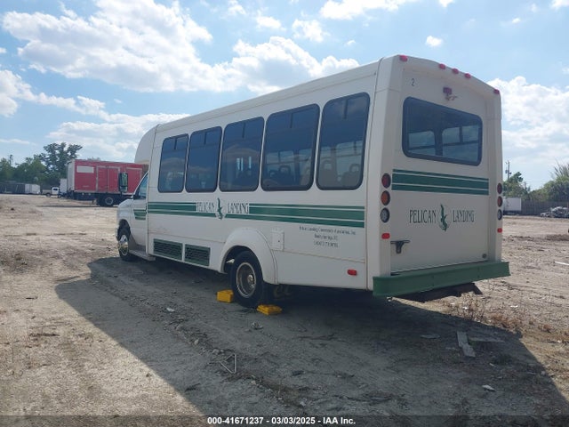 2017 FORD E-450 CUTAWAY 1FDFE4FS0HDC20797 Photo 2