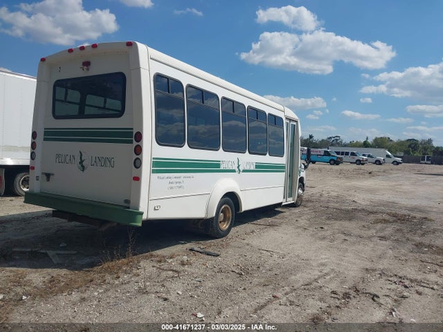 2017 FORD E-450 CUTAWAY 1FDFE4FS0HDC20797 Photo 3