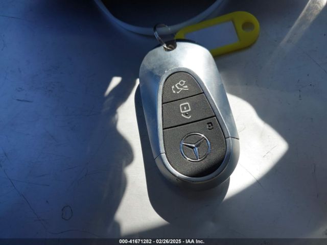W1NKM4GB2PU018233 Mercedes-Benz Glc 300 Suv