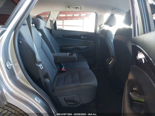 5XYPG4A39JG417378 KIA Sorento 2.4l L