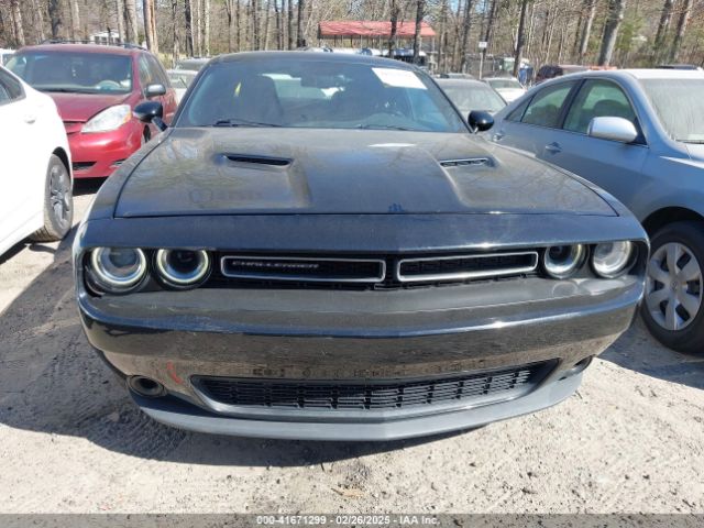 2C3CDZAG5GH325951 Dodge Challenger Sxt