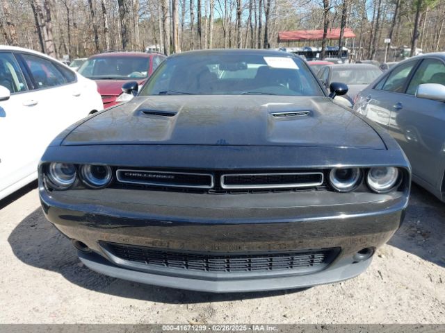 2C3CDZAG5GH325951 Dodge Challenger Sxt