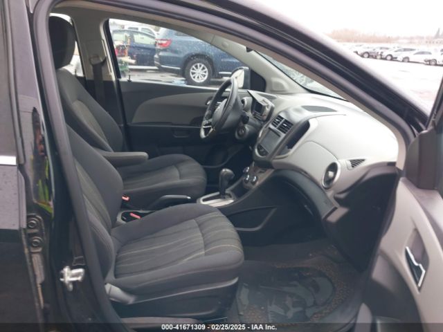 1G1JC6SG6G4146665 Chevrolet Sonic Lt Auto