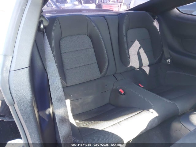 Ford Mustang V6 2017 1FA6P8AM3H5260094 Image 8