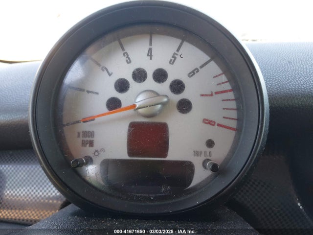 2011 MINI COOPER S WMWSV3C54BTY16288 Photo 6
