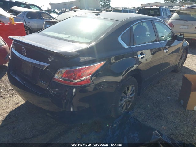 Nissan Altima 2.5 S 2015 1N4AL3AP9FC487785 Image 4