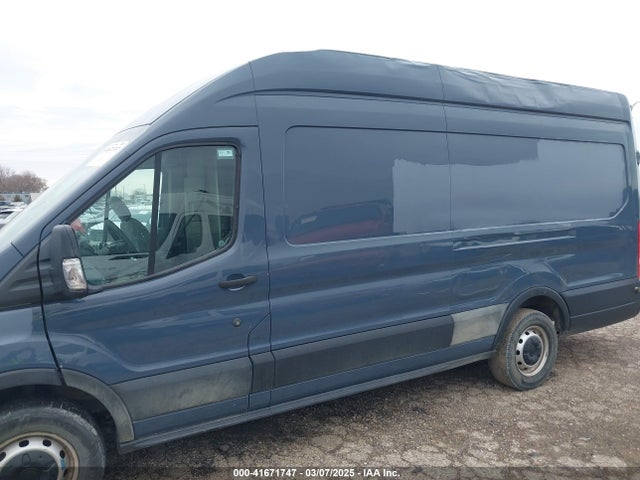 Ford Transit-250 2019 1FTYR3XM4KKB17476 Image 14