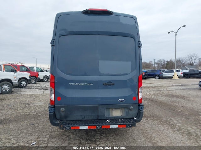 Ford Transit-250 2019 1FTYR3XM4KKB17476 Image 16