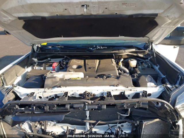 5TFLA5DB0NX054500 Toyota Tundra Sr5