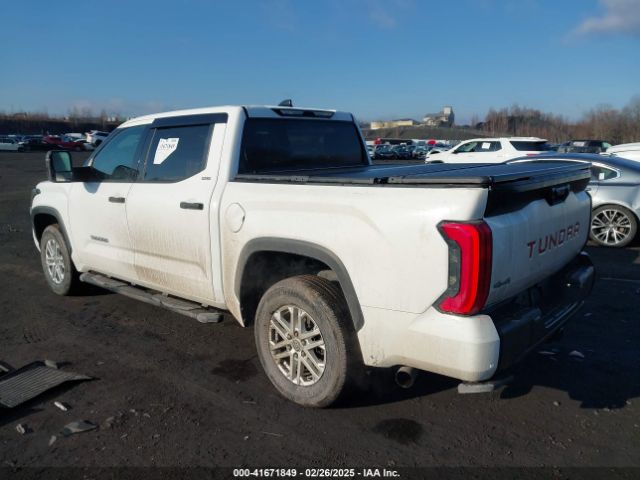 5TFLA5DB0NX054500 Toyota Tundra Sr5