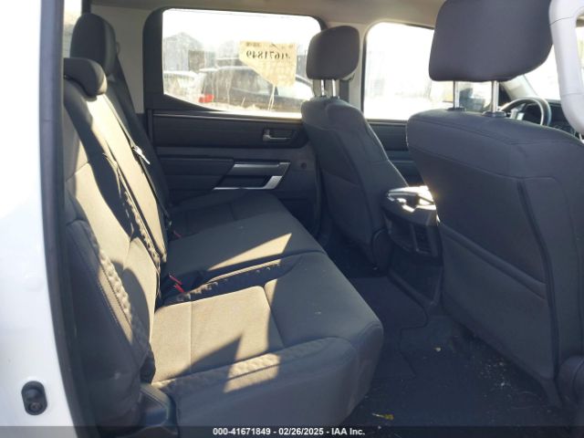 5TFLA5DB0NX054500 Toyota Tundra Sr5
