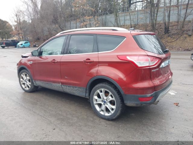 1FMCU9J98FUC90018 Ford Escape Titanium