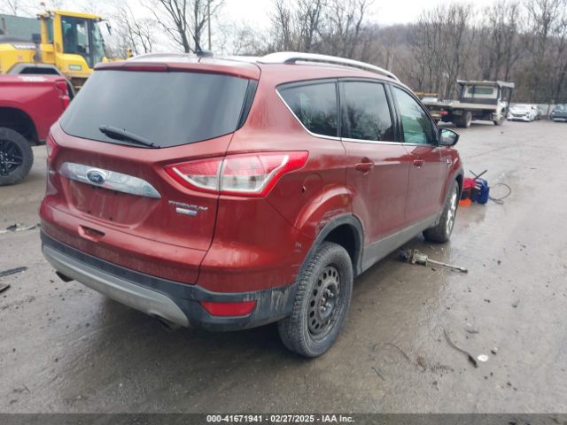 1FMCU9J98FUC90018 Ford Escape Titanium