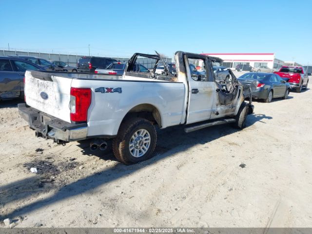 1FT7W2BT0KEF54130 Ford F-250 Xlt