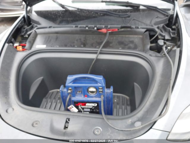 7SAYGDED0PF922882 Tesla Model Y Rwd