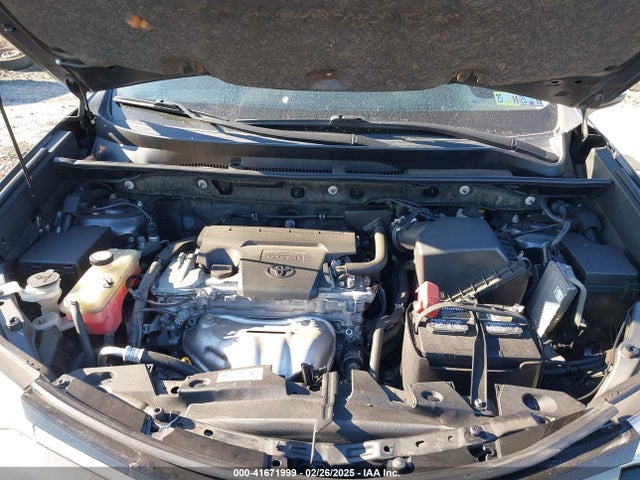 Toyota Rav4 Xle 2017 JTMRFREVXHD205022 Image 10