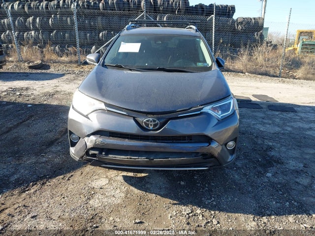 Toyota Rav4 Xle 2017 JTMRFREVXHD205022 Image 12