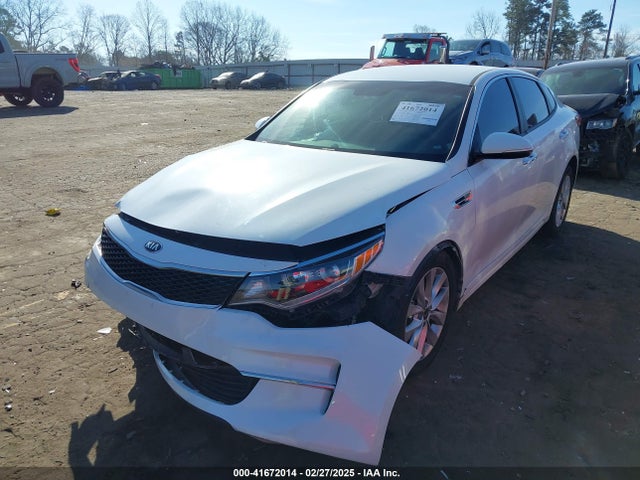 5XXGT4L38HG161323 KIA Optima Lx