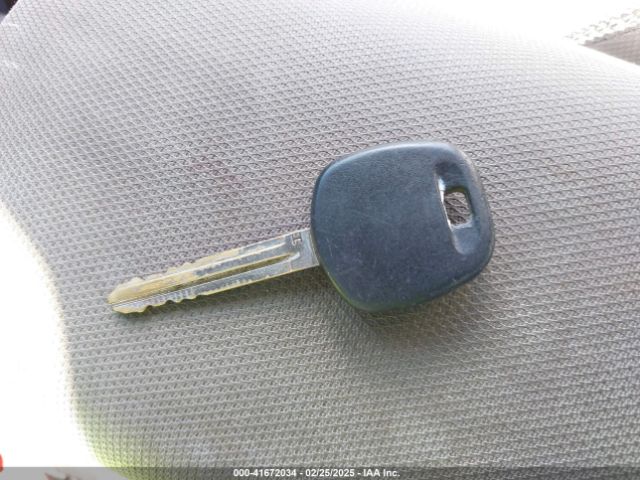 5YFBURHE1GP478560 Toyota COROLLA LE