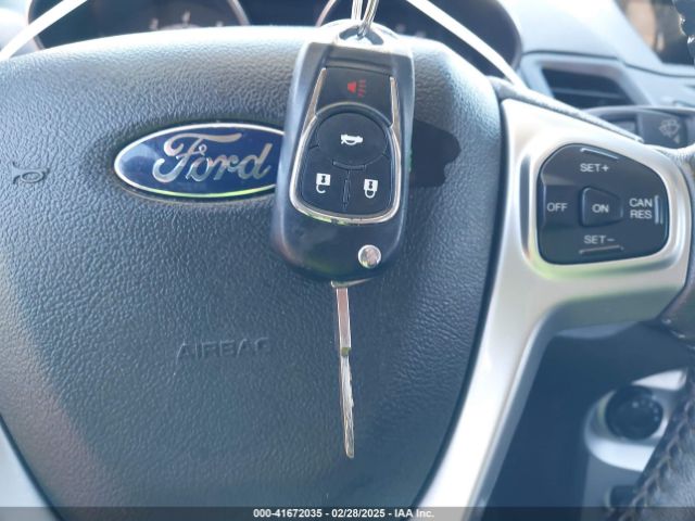 3FADP4EJ9FM186946 Ford FIESTA SE