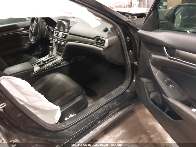 1HGCV1F17LA016913 Honda ACCORD LX