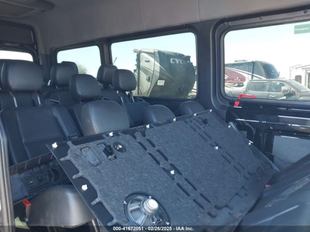 W1Z4EGHY8LT025079 Mercedes-Benz Sprinter 2500 High Roof V6