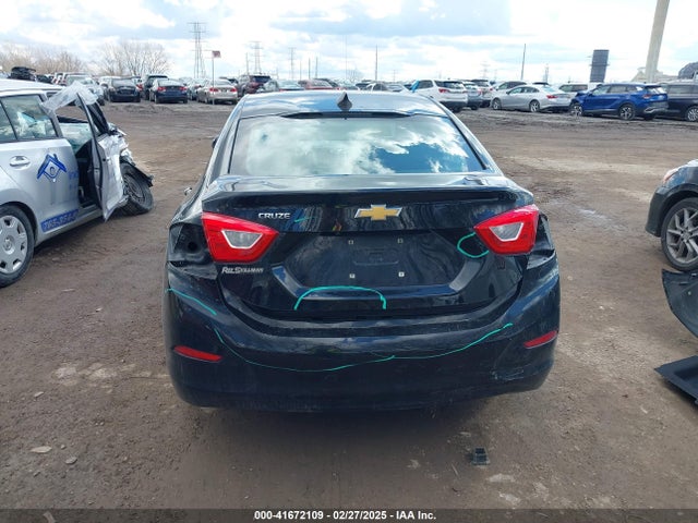1G1BC5SM5J7184351 Chevrolet Cruze Ls Auto