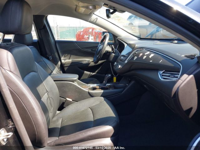 1G1ZH5SX4HF283415 Chevrolet Malibu Premier