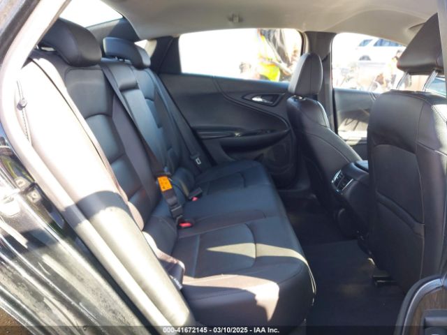 1G1ZH5SX4HF283415 Chevrolet Malibu Premier