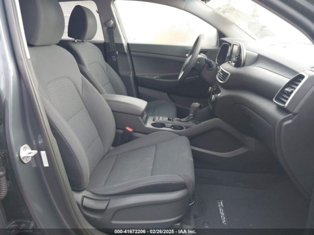 KM8J33A44KU995257 Hyundai Tucson Value
