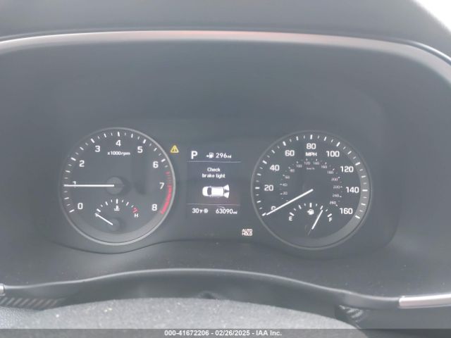 KM8J33A44KU995257 Hyundai Tucson Value