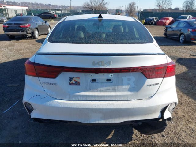 3KPF54ADXNE485587 KIA Forte Gt-line