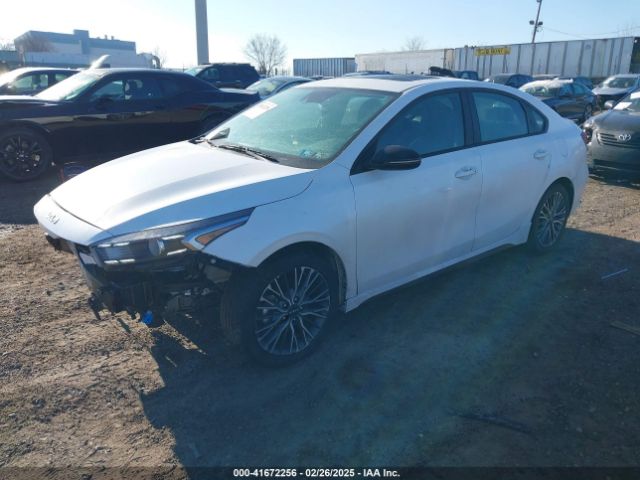 3KPF54ADXNE485587 KIA Forte Gt-line