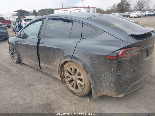 2024 TESLA MODEL X 7SAXCBE56RF435242 Photo 2
