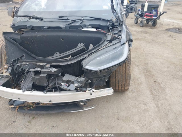 2024 TESLA MODEL X 7SAXCBE56RF435242 Photo 5