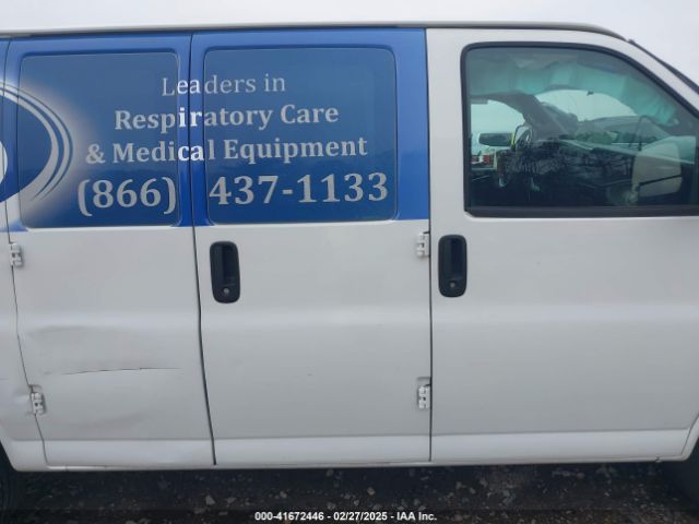 1GCWGAFF0H1338382 Chevrolet Express 2500 Work Van