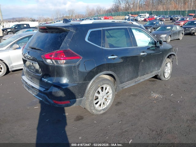 5N1AT2MV1KC782240 Nissan ROGUE S